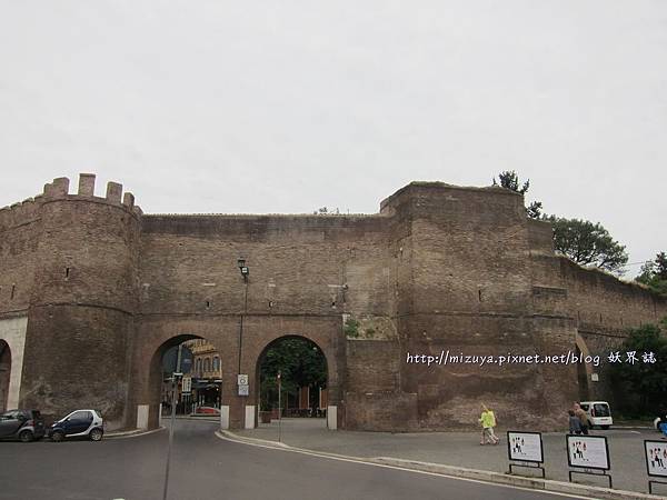 IMG_1268 (2) IMG_1268 (2)