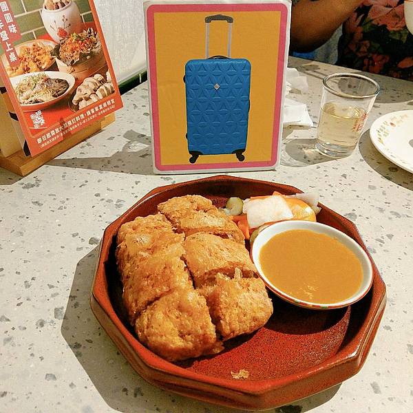 190396.jpg 190396.jpg