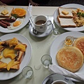 阿瓦納豐富的早餐
