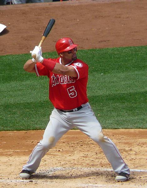 Albert_Pujols_on_April_14,_2012