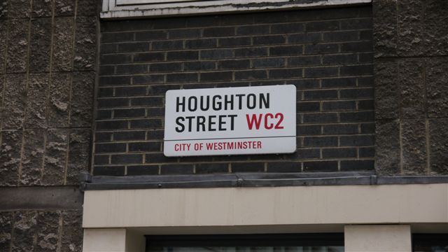 LSE的地址 Houghton Street