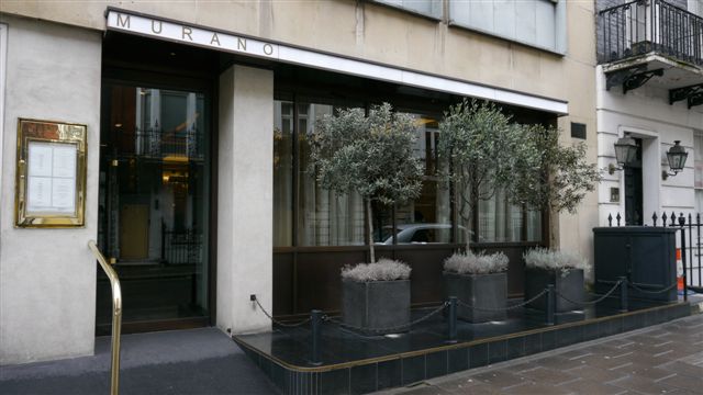 在安靜巷弄中不起眼的Maruno 在安靜巷弄中不起眼的Maruno