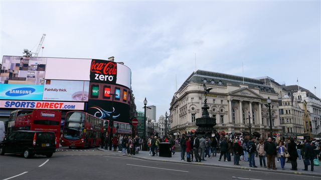 乍晴的Piccadily 乍晴的Piccadily