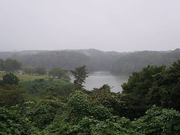宮沢湖 宮沢湖