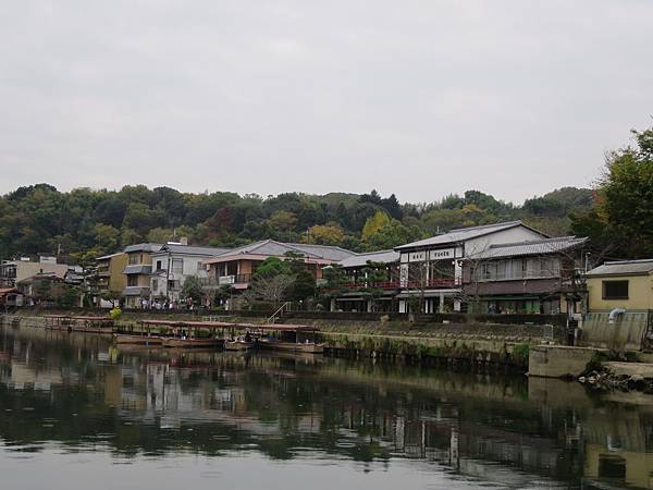 宇治川岸邊 宇治川岸邊