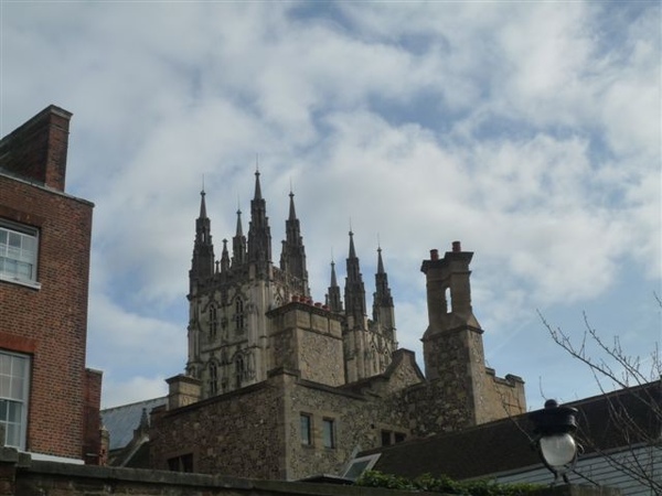 再拍拍Cathedral 這樣才算有來過Canterbury