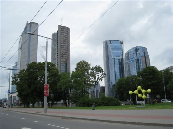 Vilnius出了舊城區也有很多摩登建築 Vilnius出了舊城區也有很多摩登建築