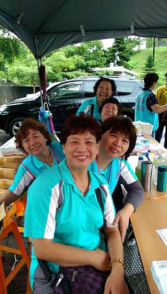 頭份鎮團委會辦理永和山水庫健行並勸募青年圖書活動2015052401 頭份鎮團委會辦理永和山水庫健行並勸募青年圖書活動2015052401