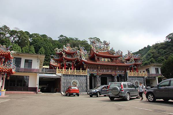 1031芎林飛鳳山、新埔文山國小百年香楓 (72).JPG