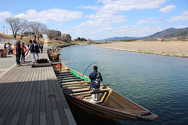 0326京都嵐山瑳峨野觀光火車、保津川遊船 (37).JPG