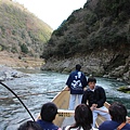 0326京都嵐山瑳峨野觀光火車、保津川遊船 (84).JPG