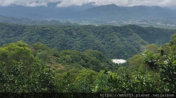 新竹縣芎林鄉石壁潭山、飛鳳山--120902