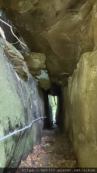 新竹縣北埔觀音寺金龜岩、一線天、五指山橫向步道繞一圈--11