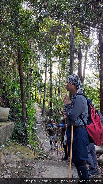 新竹縣北埔觀音寺金龜岩、一線天、五指山橫向步道繞一圈--11