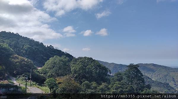 新竹縣北埔觀音寺金龜岩、一線天、五指山橫向步道繞一圈--11