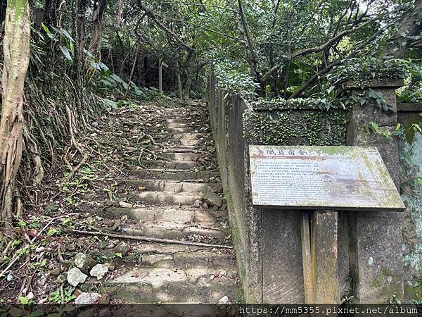 新北市瑞芳區石尾路步道、百二崁古道、貂山古道、黃金神社繞一圈