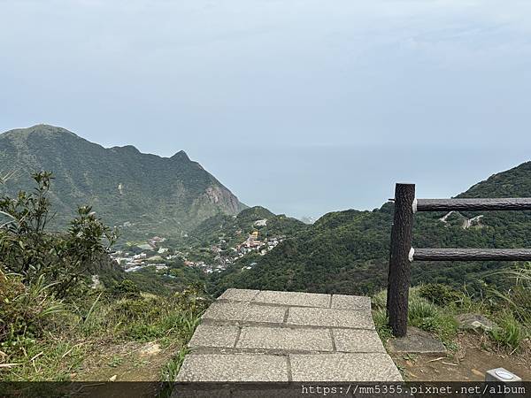 新北市瑞芳區石尾路步道、百二崁古道、貂山古道、黃金神社繞一圈