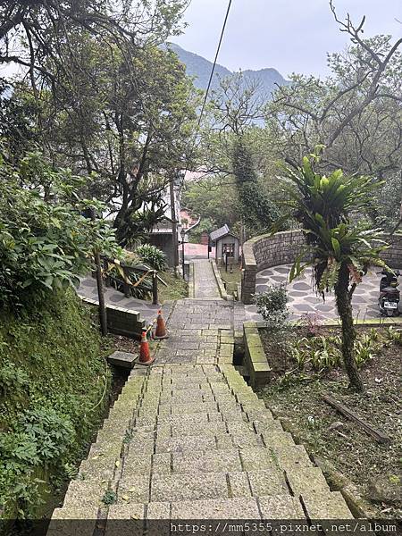 新北市瑞芳區石尾路步道、百二崁古道、貂山古道、黃金神社繞一圈