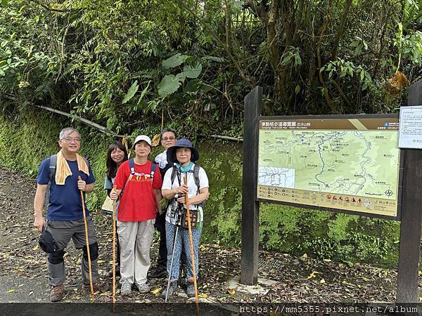 新北市平溪區茶販古道、東勢格古道、臭頭山、咸豐嶺古道繞一圈-