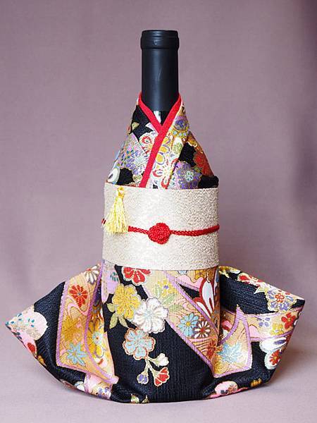 kimono wine