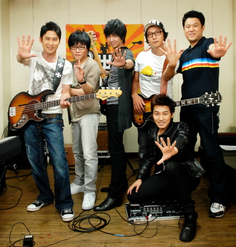 090724 oppa band 01.jpg