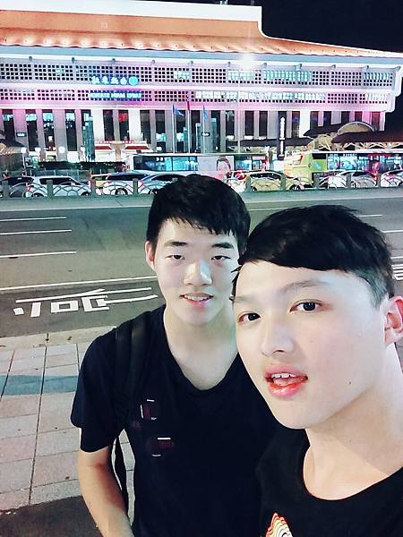 B612_20161024_185621.jpg