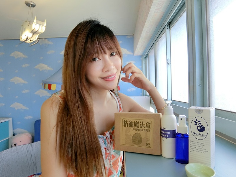 【美髮保養】Herbcare香草魔法學苑 精油洗髮套組 澳洲進口的無香精洗髮精+純精油 洗髮讓洗髮變得香氣四溢 頭髮更加自然柔順