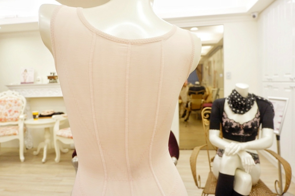 2021529_210530_6.jpg 塑身衣