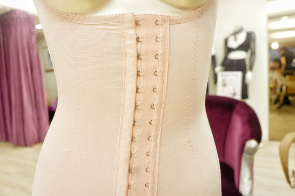 2021529_210530_9.jpg 塑身衣