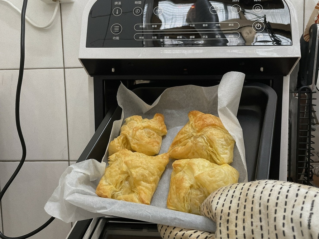 LINE_ALBUM_2022824_220824_10.jpg SANSUI山水 12L旋風溫控智能氣炸烤箱SAF-553N 自動轉烤/不鏽鋼內膽 / 氣炸烤箱料理 中秋與家人朋友輕鬆烤肉