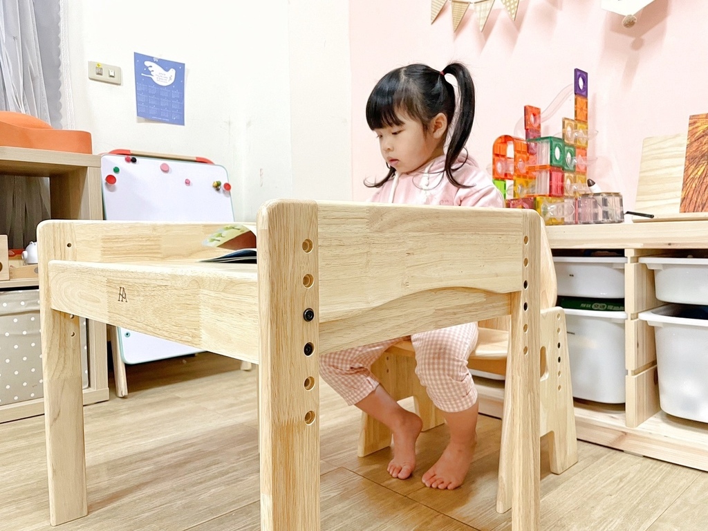 環安傢俱兒童桌椅推薦 | 幼兒陪讀桌椅組加大款 適合學齡前兒