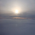 夕陽，據說10000公尺高空，太陽晚12分鐘下山