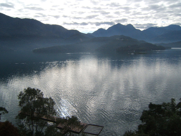 morning of Sun Moon Lake