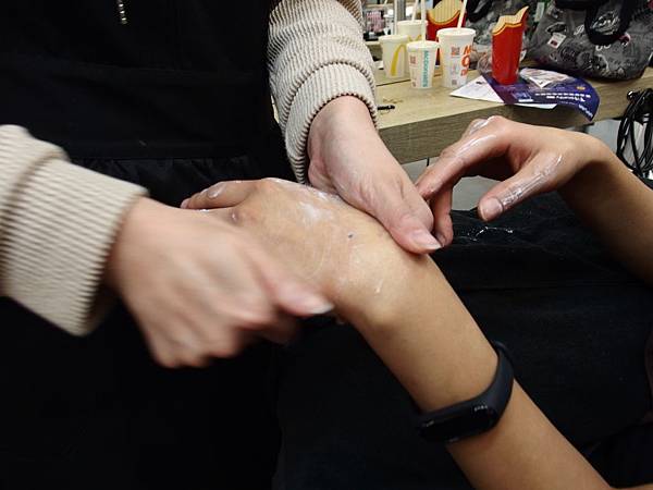 手足保養護理 手足保養護理