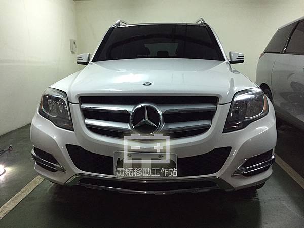 BENZ-x204電池更換.jpg BENZ-x204電池更換.jpg