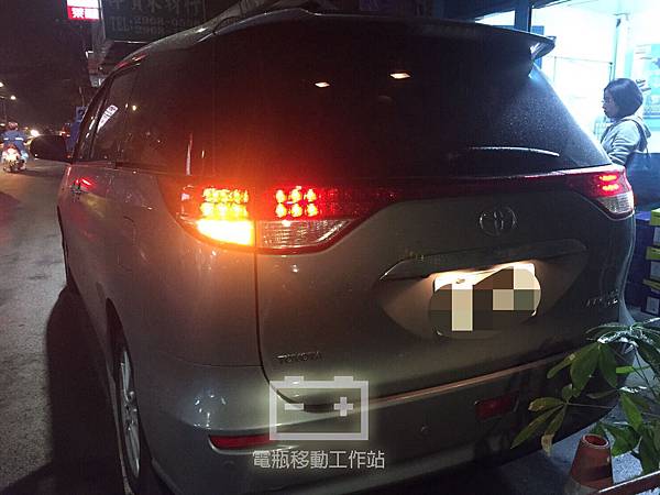 豐田PREIVA電池更換.jpg 豐田PREIVA電池更換.jpg
