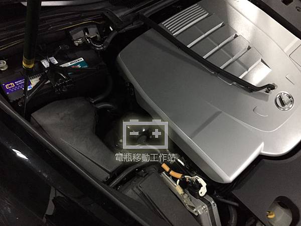 S95R電瓶.jpg S95R電瓶.jpg