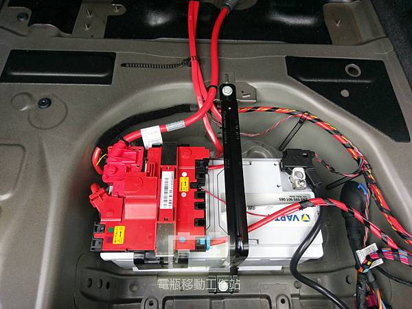 VARTA華達AGM.jpg VARTA華達AGM.jpg