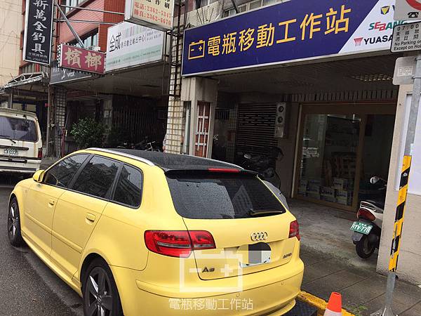 AUDI_A3.jpg AUDI_A3.jpg