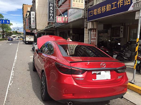 馬自達6電瓶沒電.jpg 馬自達6電瓶沒電.jpg