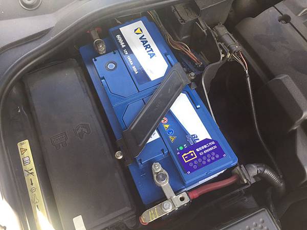 60044華達100Ah電瓶.jpg 60044華達100Ah電瓶.jpg