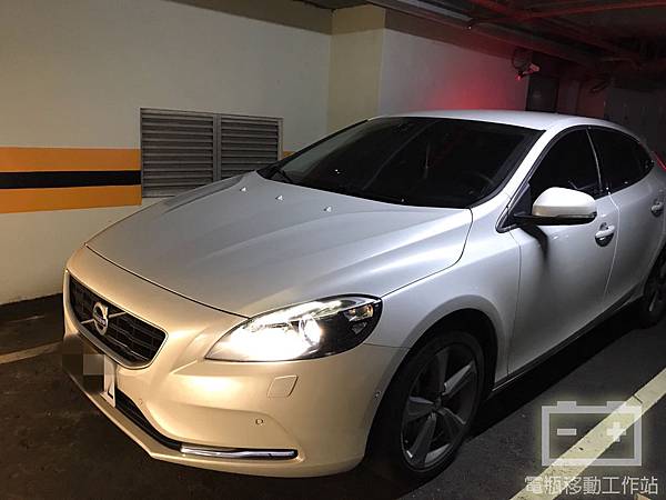 V40_D4電瓶沒電發不動.jpg V40_D4電瓶沒電發不動.jpg