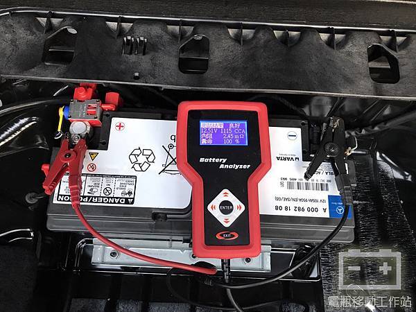 VARTA華達105AGM.jpg VARTA華達105AGM.jpg