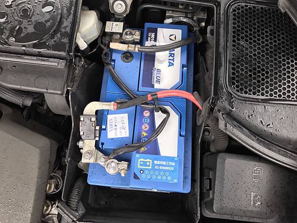VARTA80安培電瓶.jpg VARTA80安培電瓶.jpg