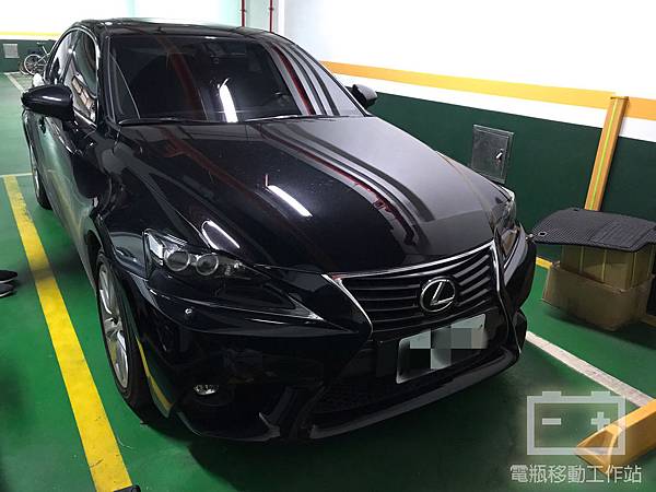 LEXUS凌志IS200t電瓶更換.jpg LEXUS凌志IS200t電瓶更換.jpg