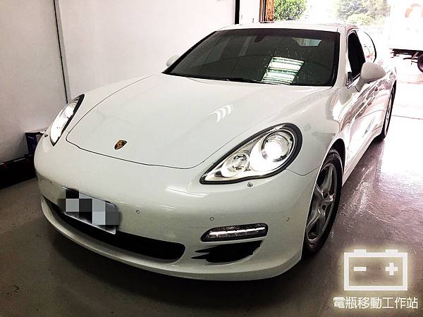 PORSCHE保時捷PANAMERA.jpg