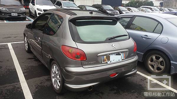 PEUGEOT寶獅206電瓶更換.jpg PEUGEOT寶獅206電瓶更換.jpg