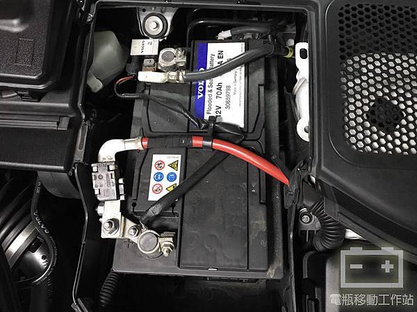 VOLVO原廠70安培電瓶.jpg VOLVO原廠70安培電瓶.jpg
