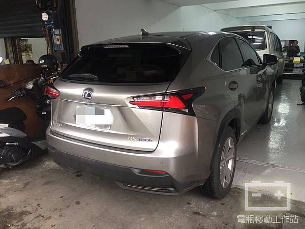 凌志LEXUS休旅車沒電.jpg 凌志LEXUS休旅車沒電.jpg