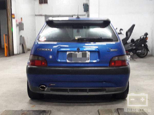 CITROEN雪鐵龍SAXO電瓶更換.jpg CITROEN雪鐵龍SAXO電瓶更換.jpg
